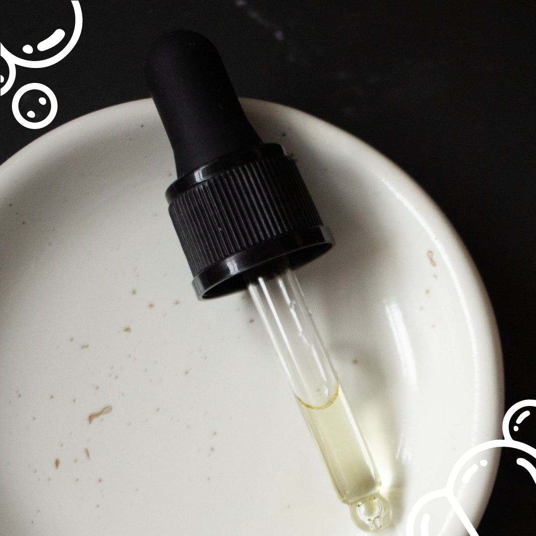 Olejek migdałowy - cudny, naturalny emolient, który pokochasz za jego delikatność
